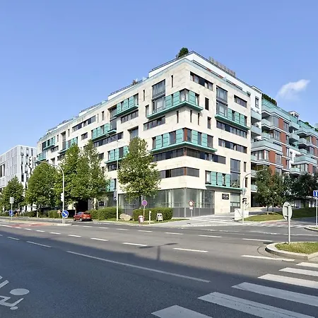 Vista Riverside Diamond * Praga